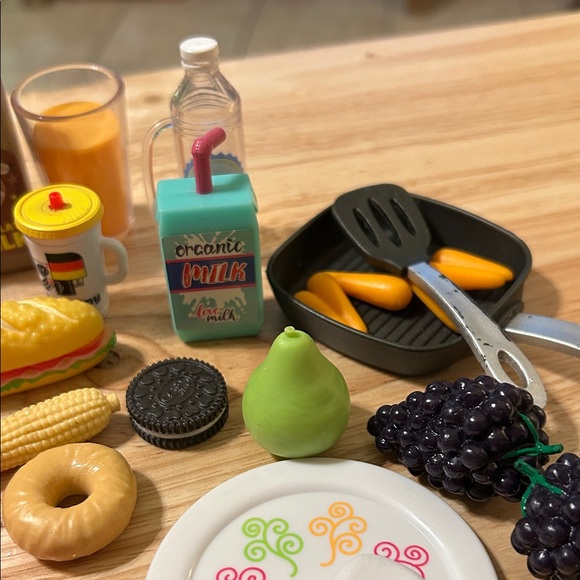 American Girl Miniature Snack and Beverage Collection - Picture 5 of 7